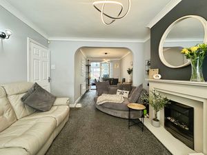 Lounge/ Diner - click for photo gallery